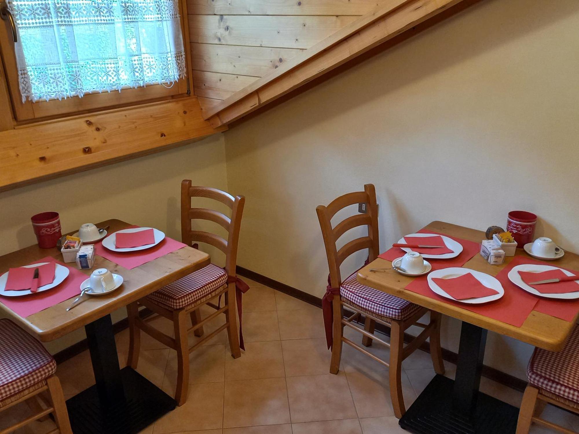 B&B Piazzi Di Katia Caderzone Terme Extérieur photo